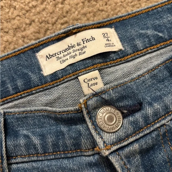 Abercrombie & Fitch Ankle Straight Ultra High Rise Blue Denim Jeans | Curve Love - Picture 4 of 8